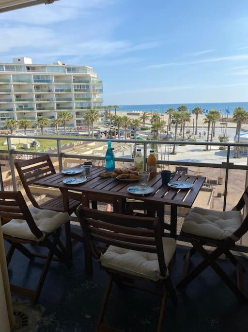 Appartement Face A La Mer Canet En Roussillon Екстериор снимка
