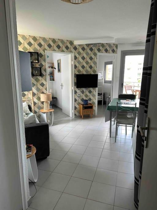 Appartement Face A La Mer Canet En Roussillon Екстериор снимка