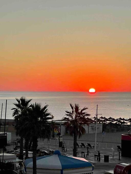 Appartement Face A La Mer Canet En Roussillon Екстериор снимка
