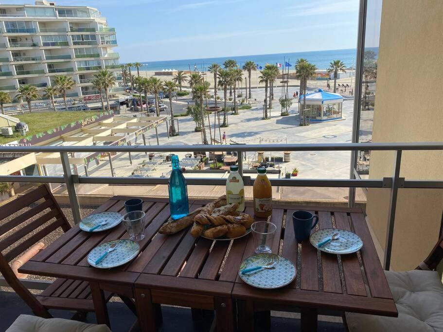 Appartement Face A La Mer Canet En Roussillon Екстериор снимка