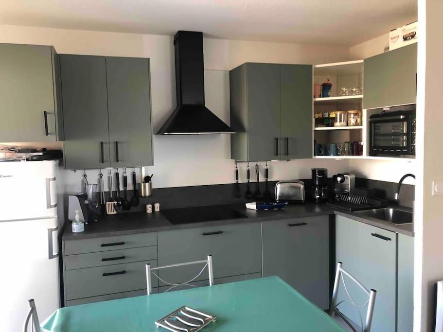 Appartement Face A La Mer Canet En Roussillon Екстериор снимка